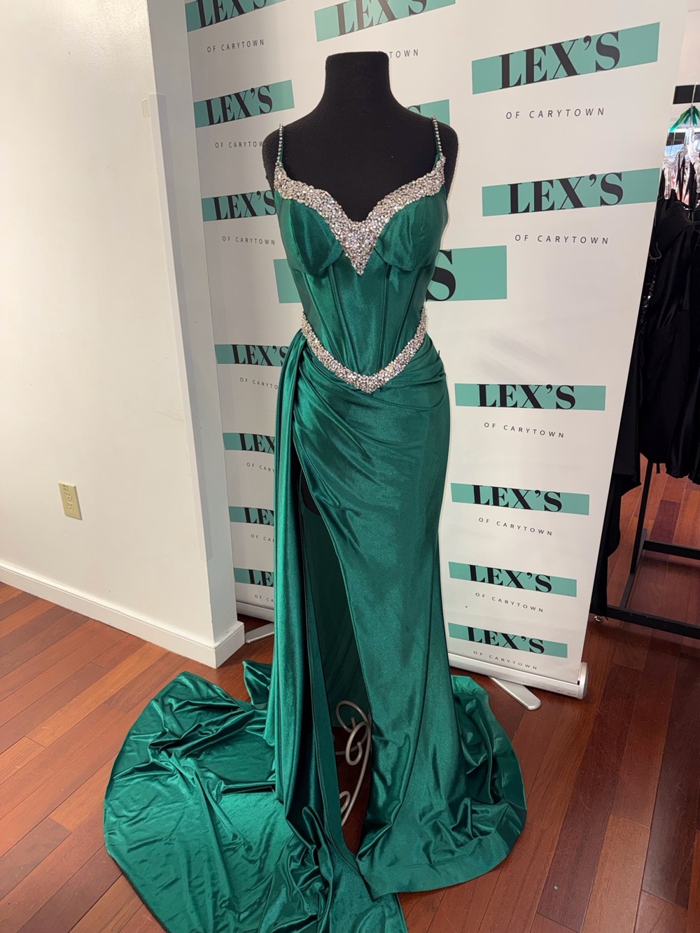Portia & Scarlett Stretch Fit Embellished Form-Fitting Gown